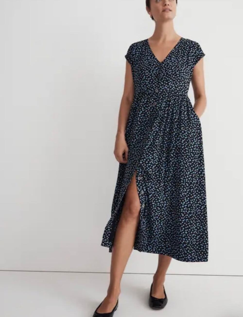 Madewell Button Front Midi Dress L Black Blue Floral Viscose Cap Sleeve NWT